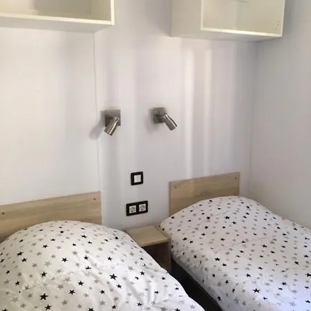 Mobil Superbe Vue St Raphael Кемпинг *