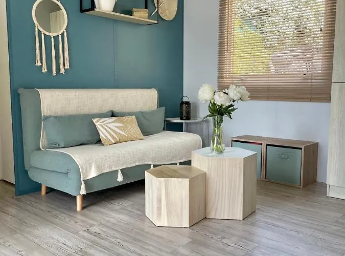 Mobil Superbe Vue St Raphael Camping