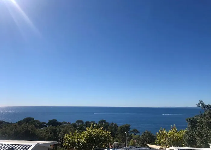 Mobil Superbe Vue St Raphael Camping